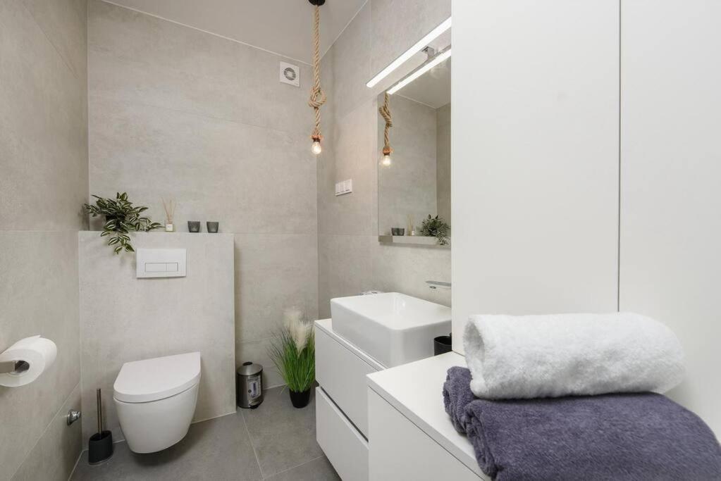 Fux Penthouse Whirlpool Meerblick Zadar Exterior photo