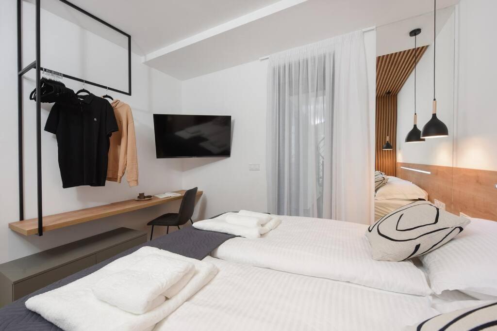 Fux Penthouse Whirlpool Meerblick Zadar Exterior photo